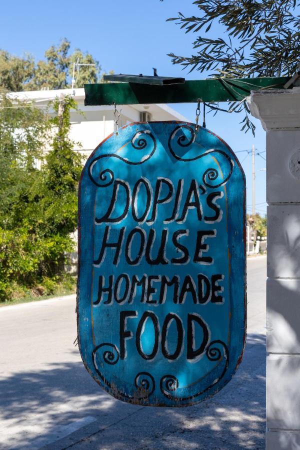 Dopia'S Garden Studios Vasilikí Екстериор снимка